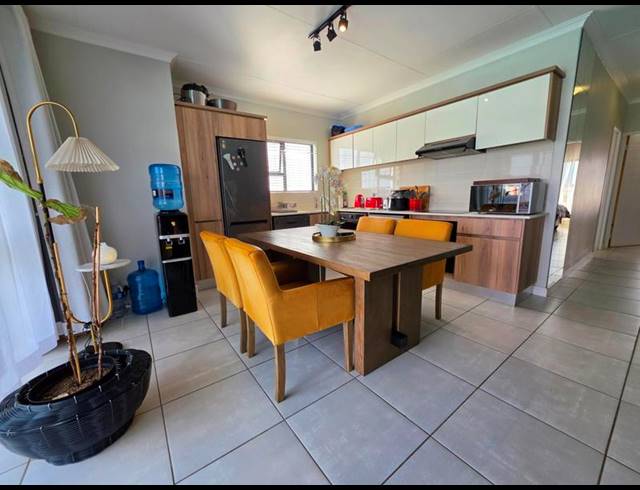 2 BEDROOM PROPERTY TO RENT IN BLYDE RIVERWALK ESTATE